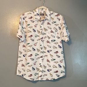 Cornerstore Bodega sneaker button shirt